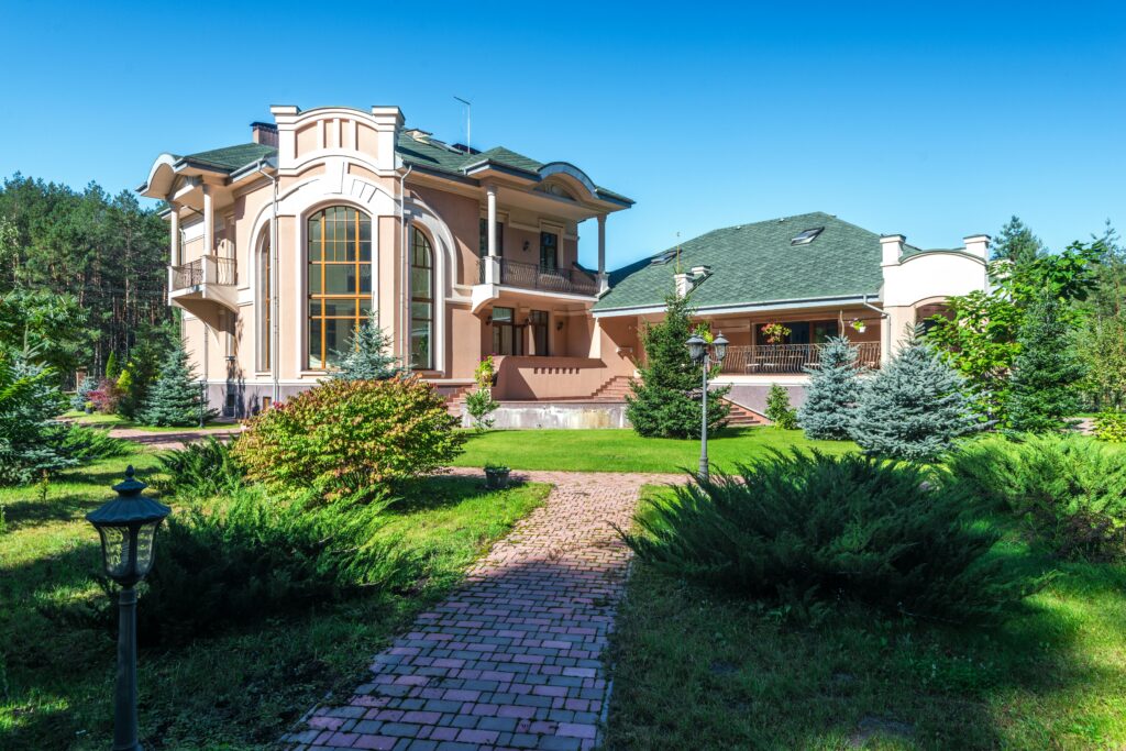 luxury home construction